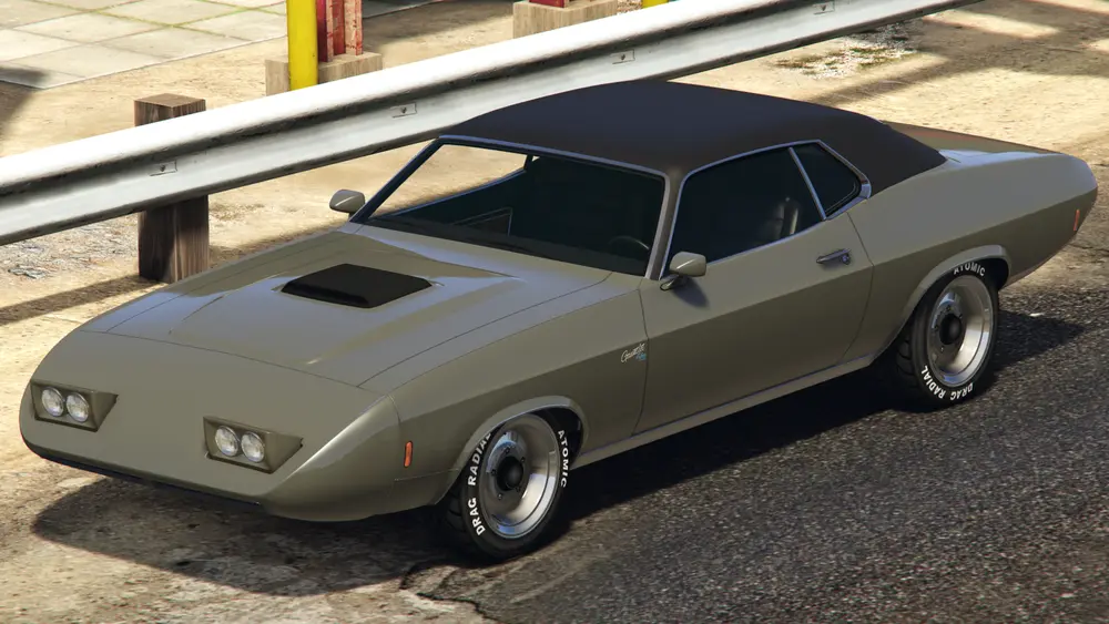 Gauntlet Classic Custom با چراغهای روشن. (نمای زاویه عقب)